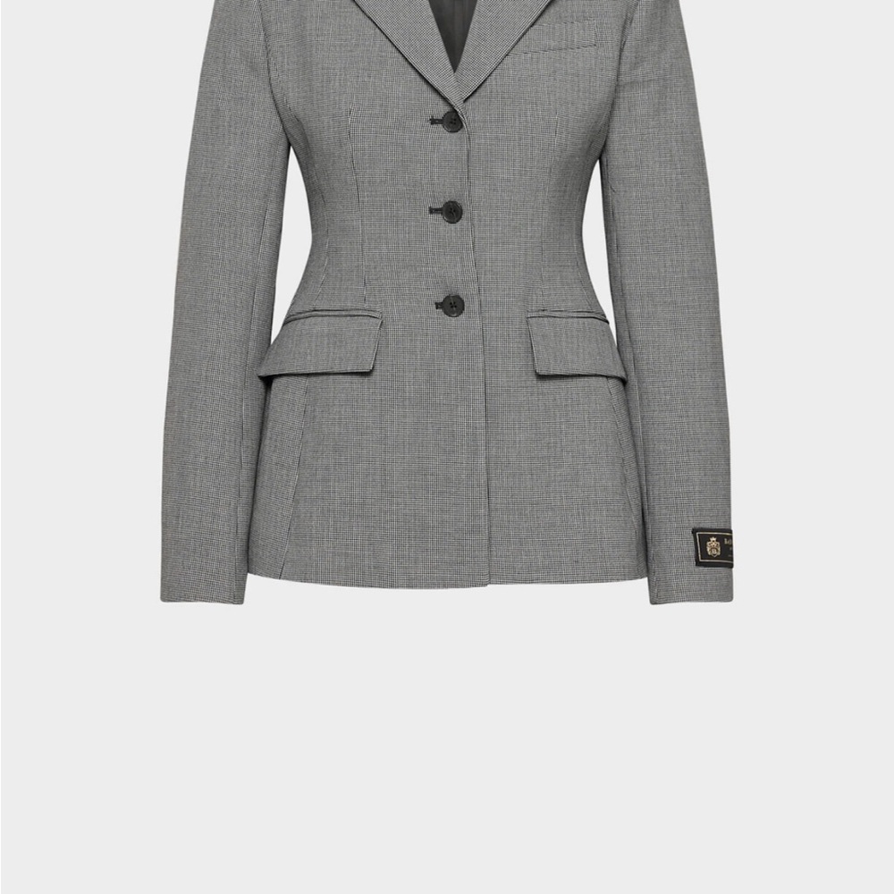 Aritzia Grey Tailored Women's Blazer